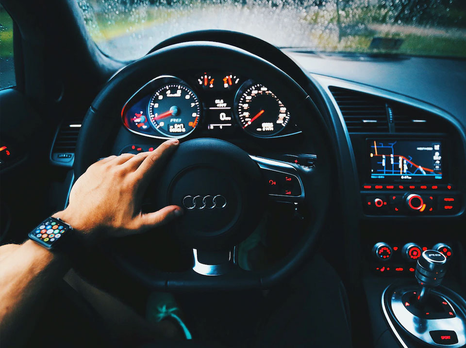 Signs Your Vehicle Needs Immediate Spare Part Replacement